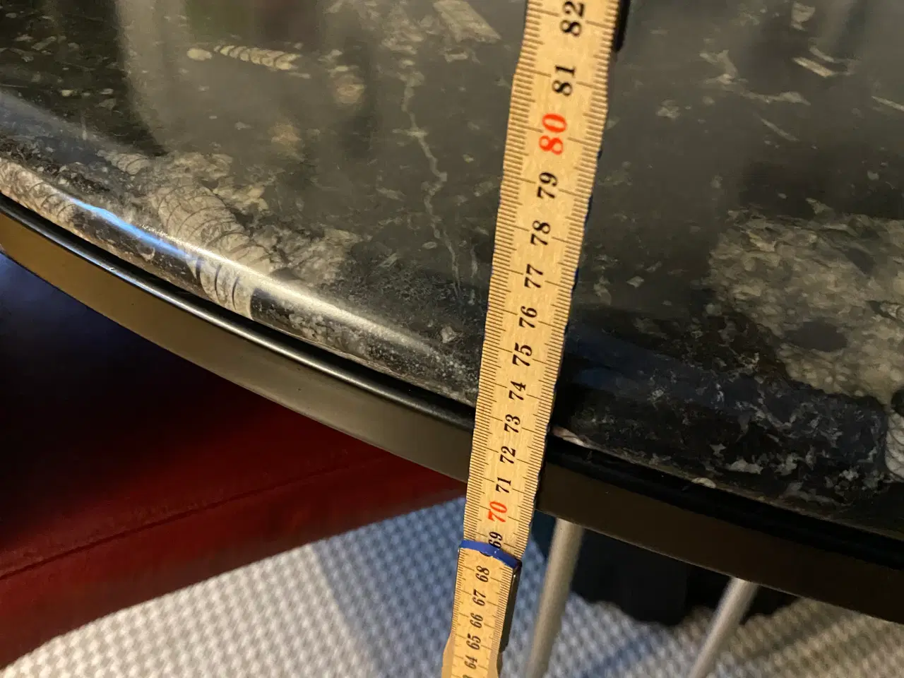 Billede 8 - Stenbord med forsiller stort og tungt spisebord