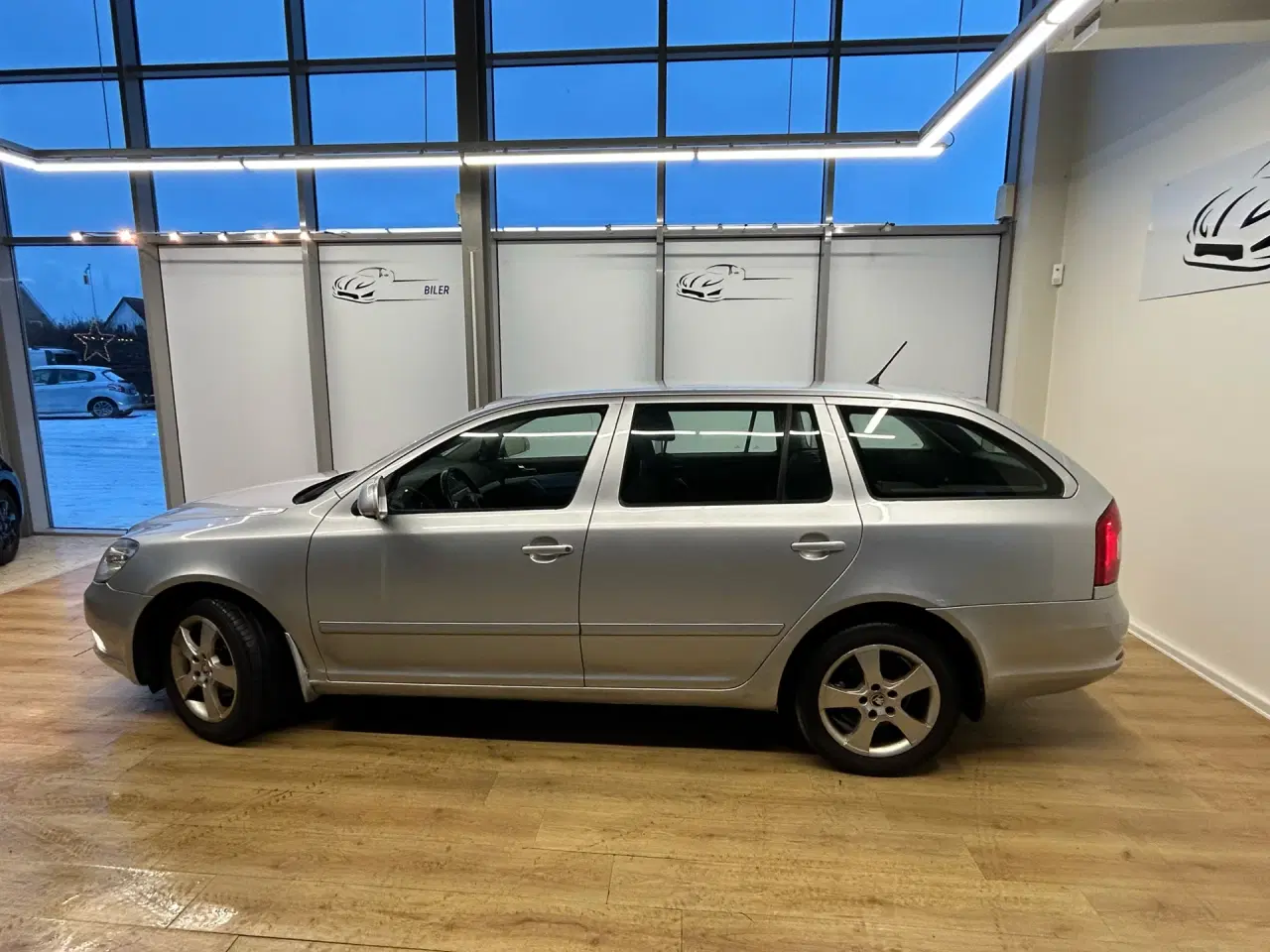 Billede 7 - Skoda Octavia Combi 1,6 Commonrail DPF Elegance 105HK Stc