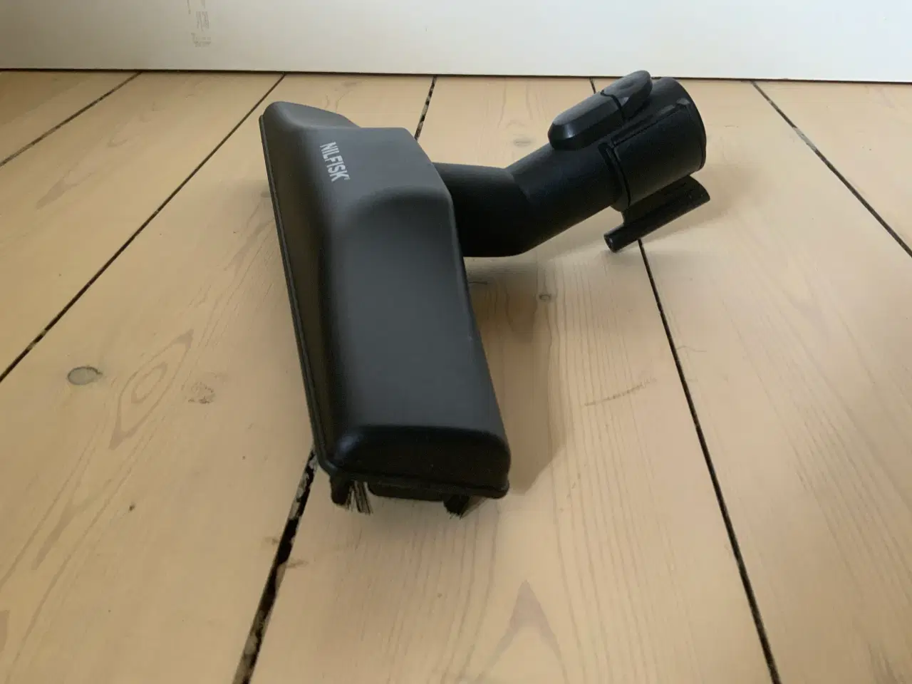 Billede 4 - Mundstykke til Nilfisk støvsuger