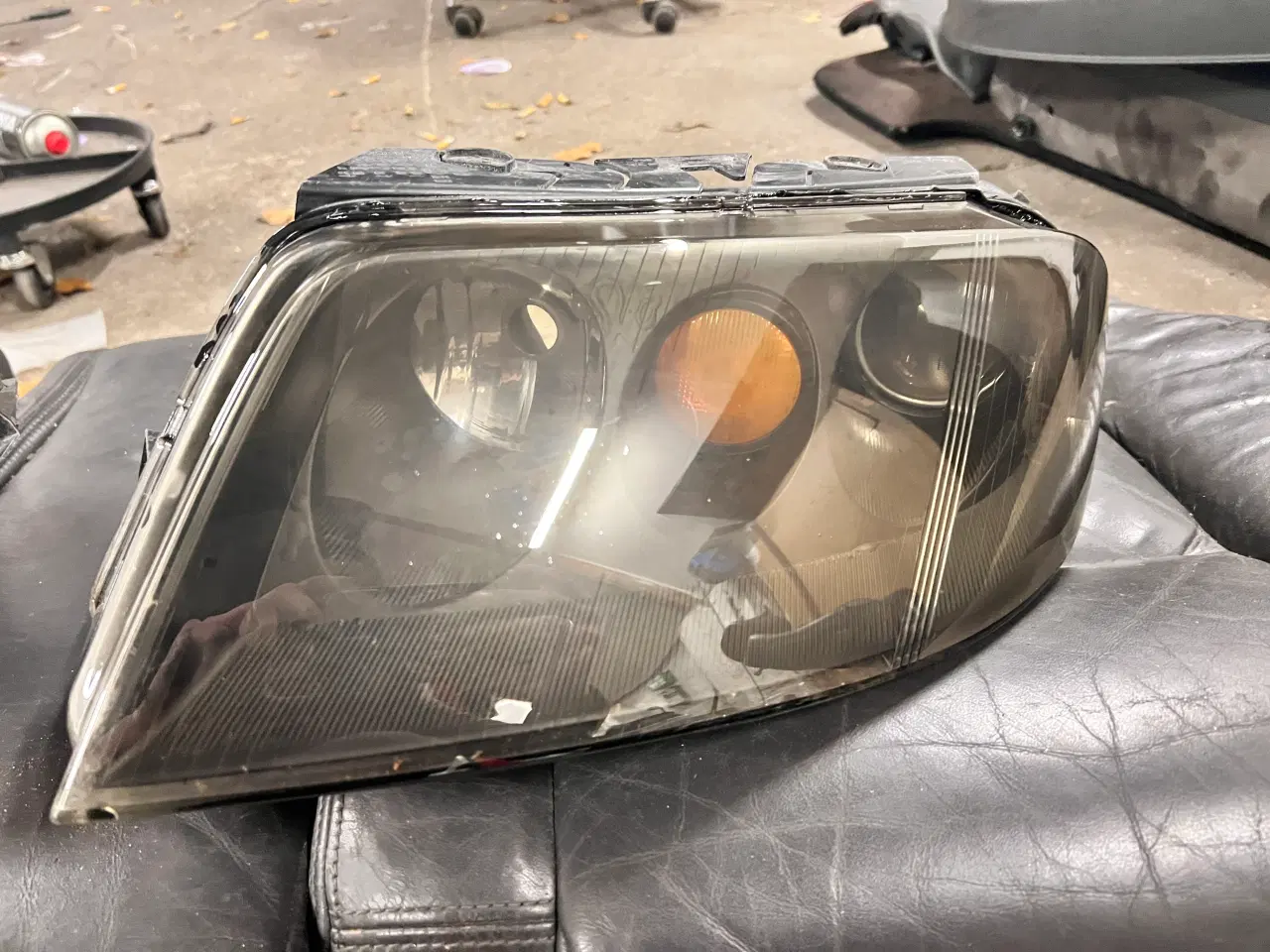 Billede 5 - Luftundervogn og forlygter 