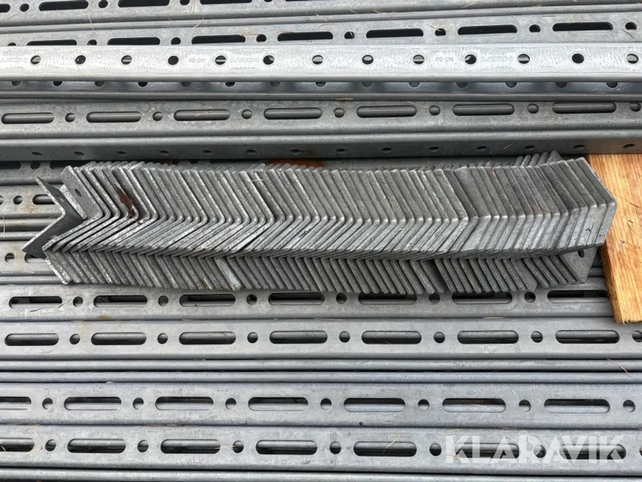 Billede 4 - Kanalskinner Hilti MT-40 C-kanalskinne 96 styk