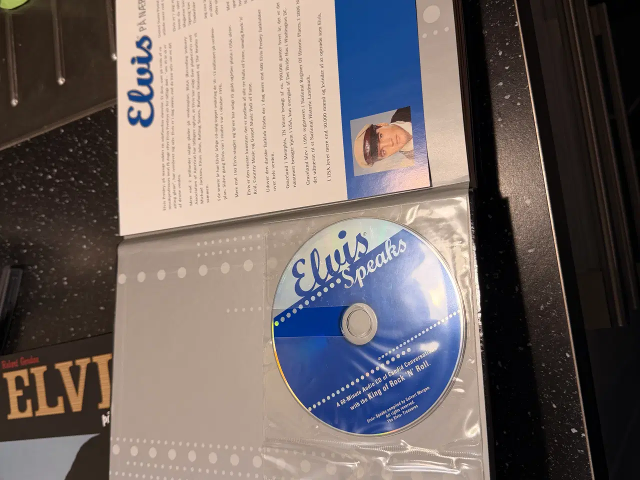 Billede 4 - Elvis på nært hold