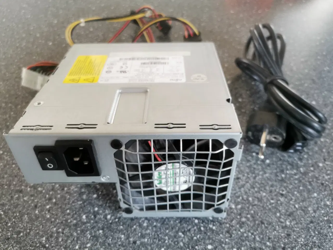 Billede 3 - 250 W Power supply