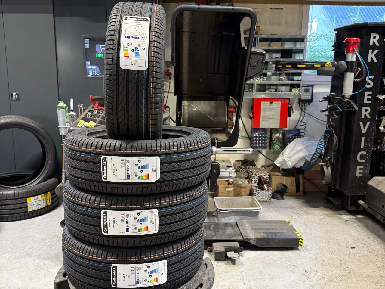 Billede 1 - Nye 16” Continental ultracontact 205/55 16 91v fr