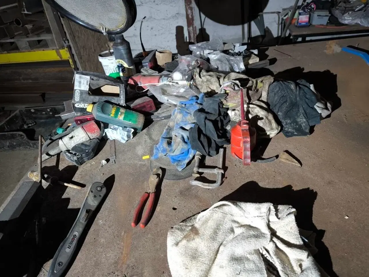 Billede 2 - Svejsebord med skruestik