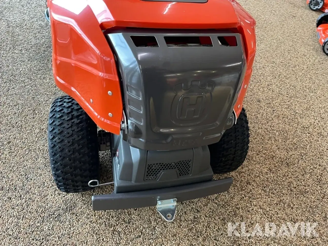 Billede 9 - Græsslåmaskine Husqvarna R124TC