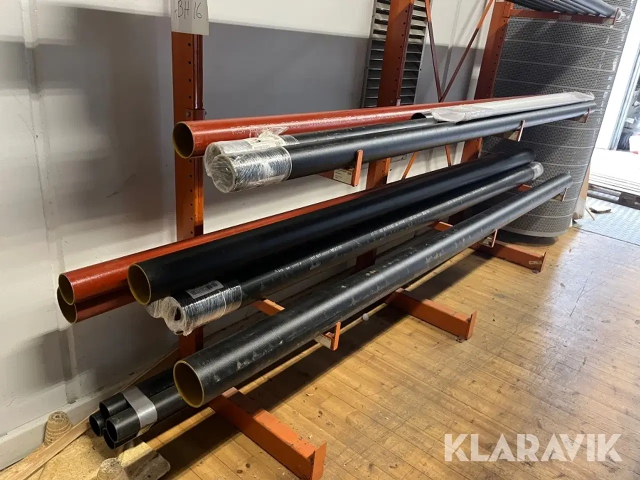 Billede 9 - Grenreol en række