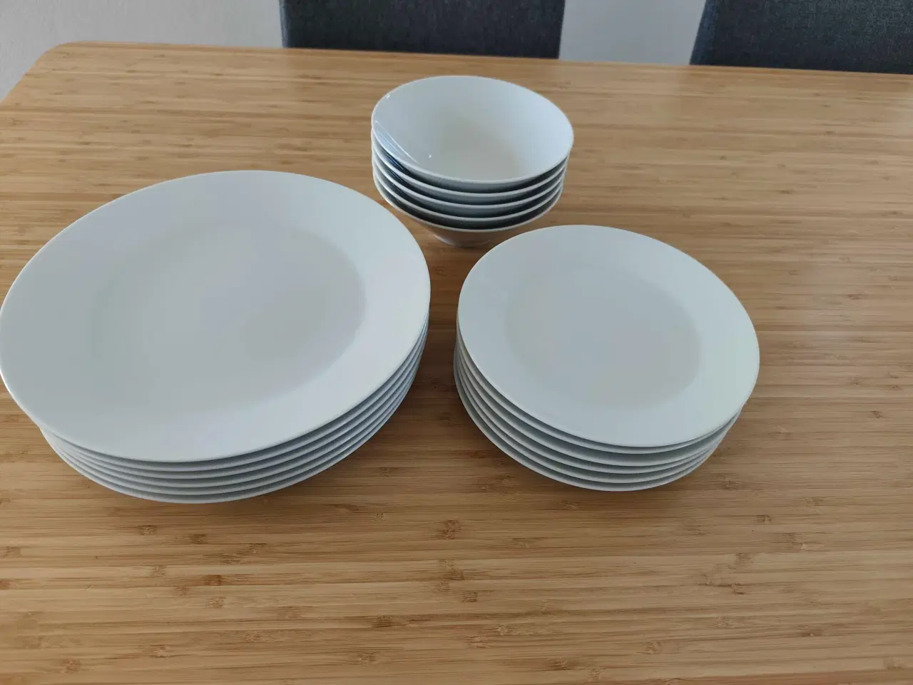 Billede 1 - Spisestel fra Ikea 