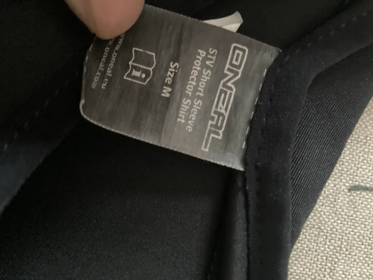 Billede 7 - Sikkerhedstrøje og knæbeskytter