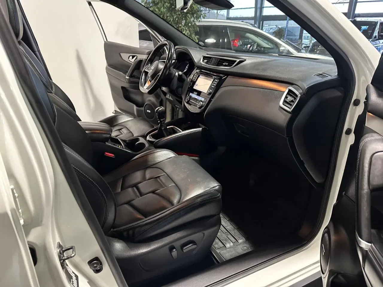 Billede 4 - Nissan Qashqai 1,2 Dig-T 115 Tekna+ Van