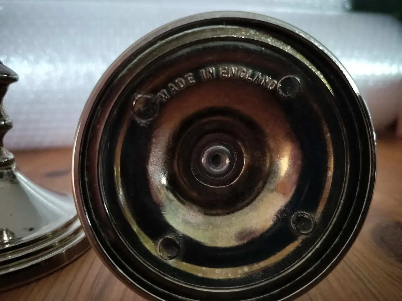 Billede 4 - Et par klassiske engelsk fremstillede lysestager