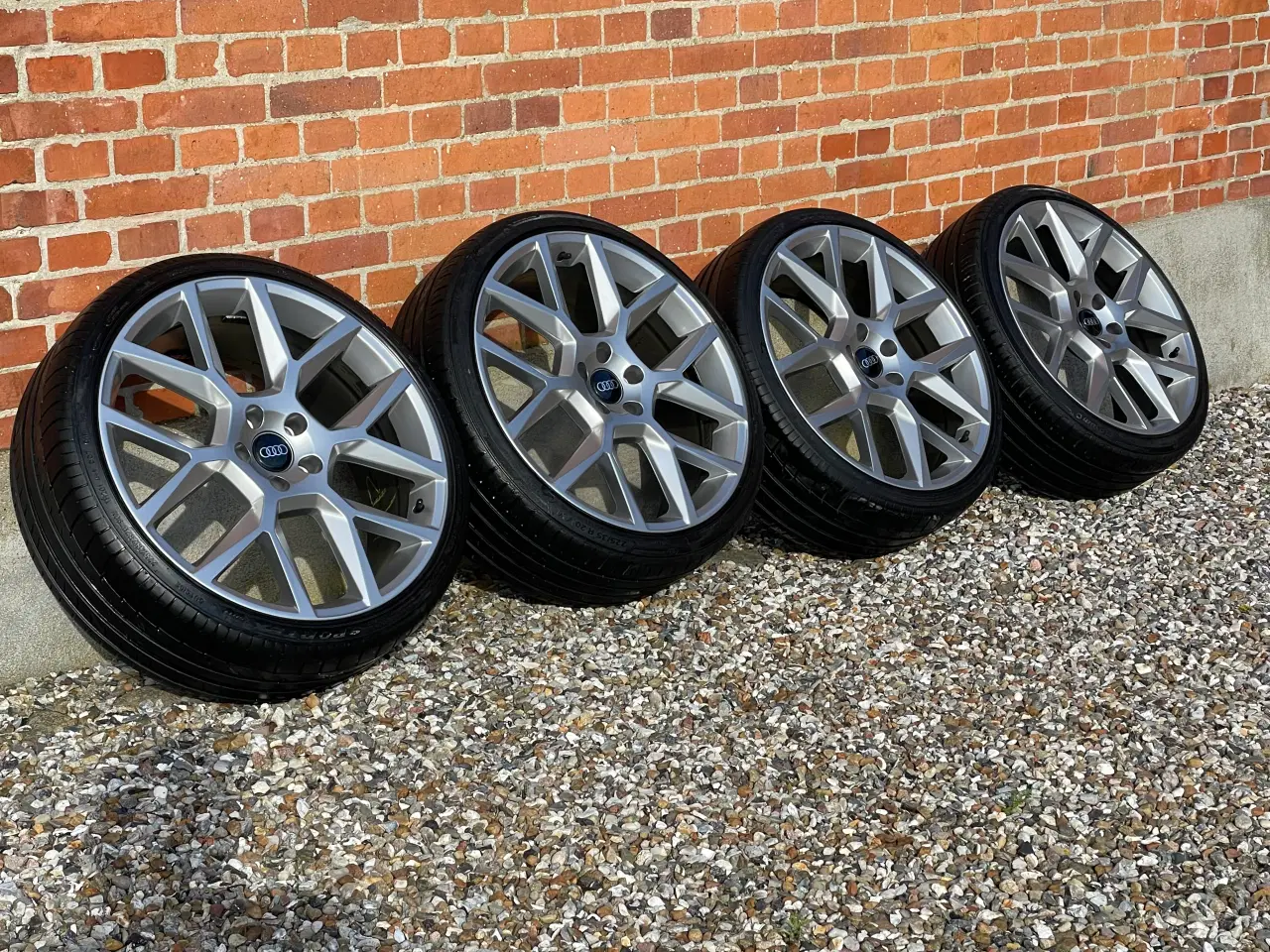 Billede 7 - Alufælge 225/35 R20 krydsmål 5x112 90% mønster 