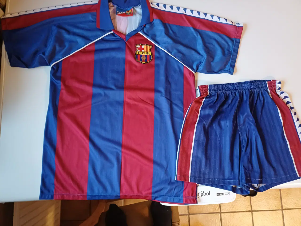 Billede 1 - F.C. Barcelona sæt med rygmærke Laudrup 9