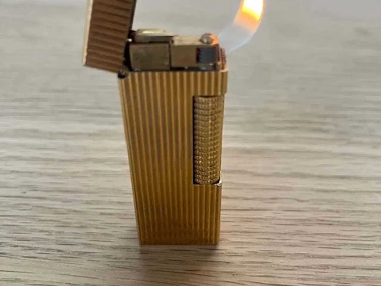 Billede 1 - Dunhill guld pibe Ligther.