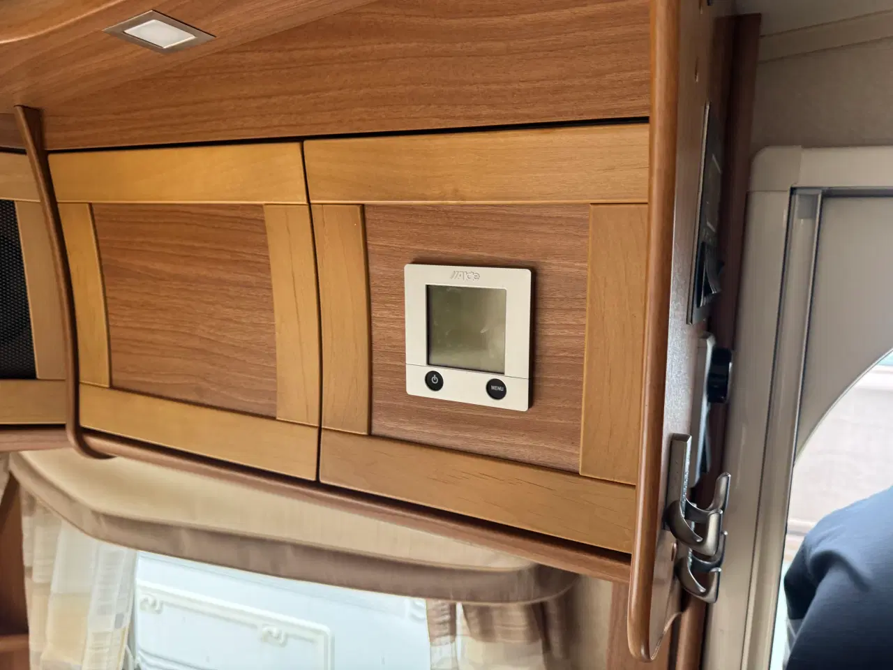 Billede 4 - Hobby 560 (2008) Nysyn rigtig pæn og velholdt