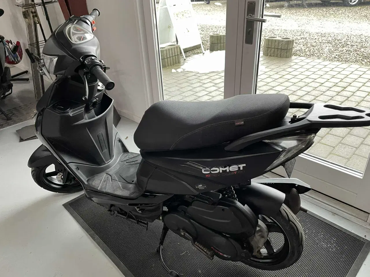 Billede 2 - NR 5 - MotoCR Comet