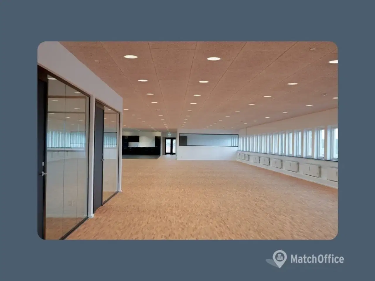 Billede 3 - Stilsikkert indre i grønne omgivelser