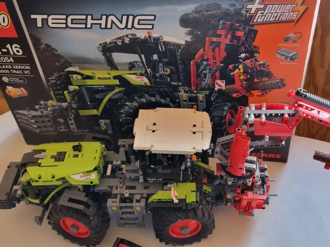 Billede 2 - Lego Technic, Class Xerion, 42054