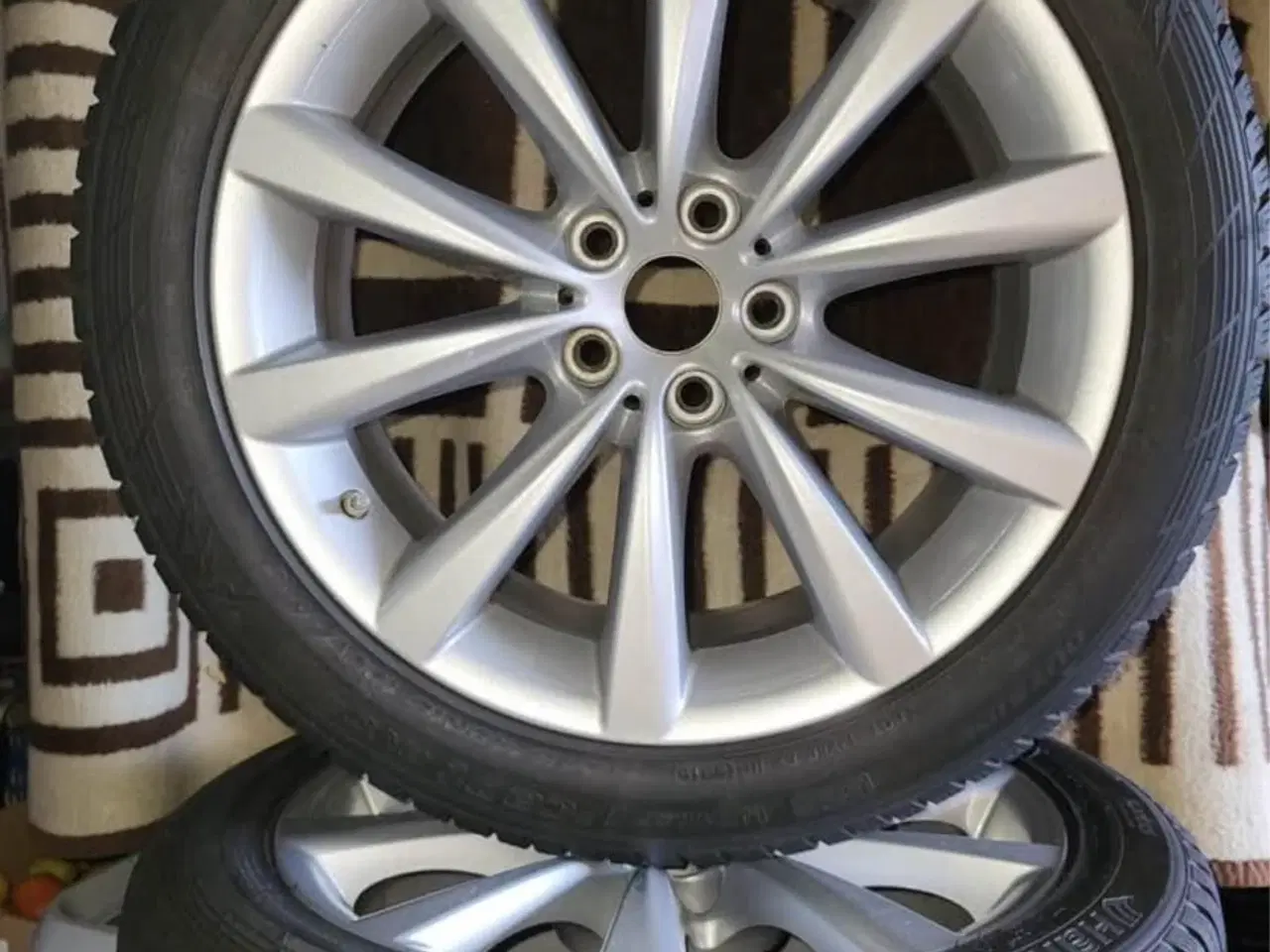 Billede 2 - 4 BMW 18” alufælge monteret med Hankook vinterdæk