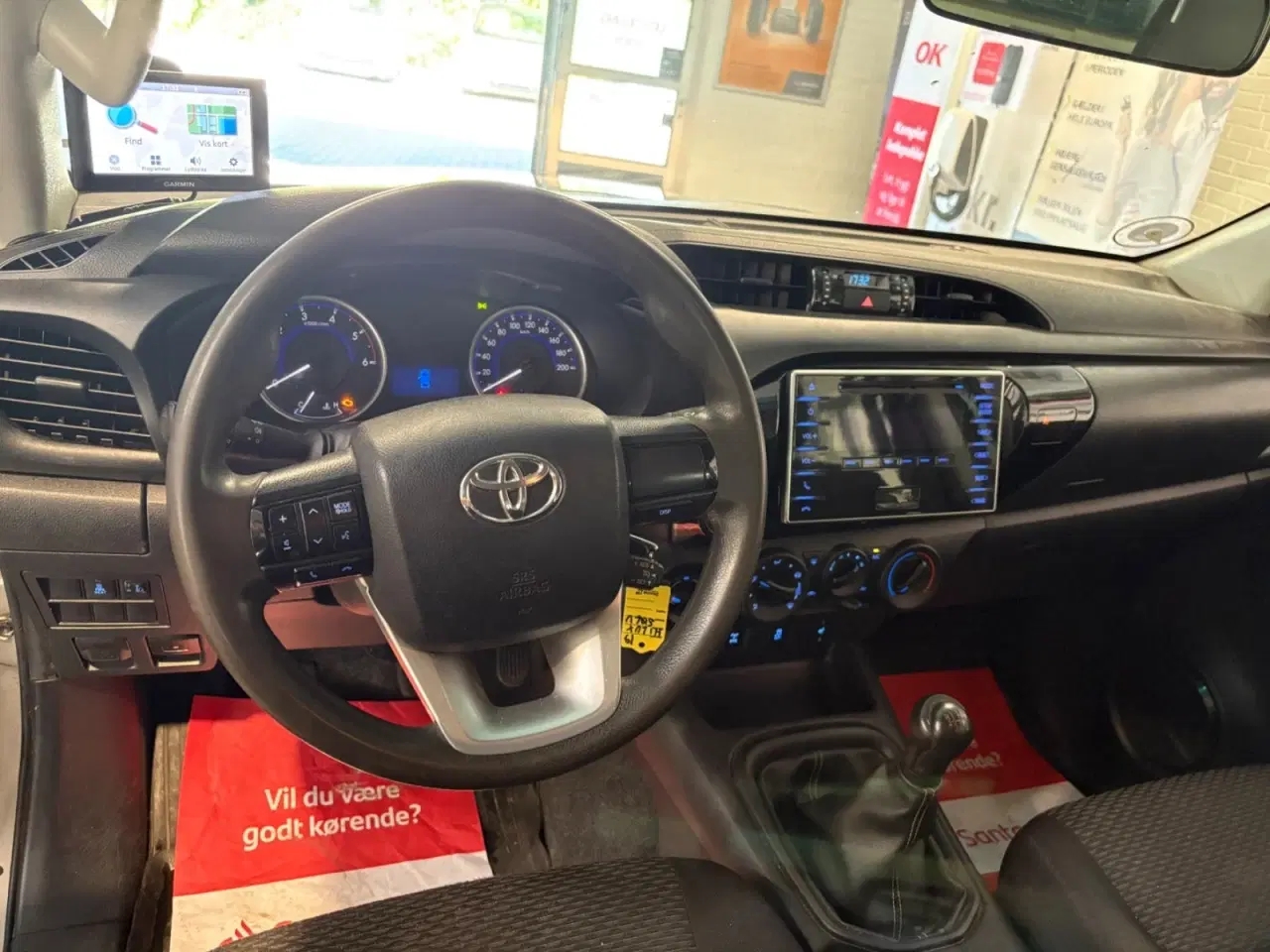 Billede 6 - Toyota HiLux 2,4 D-4D 150 T2 Db.Kab 4x4