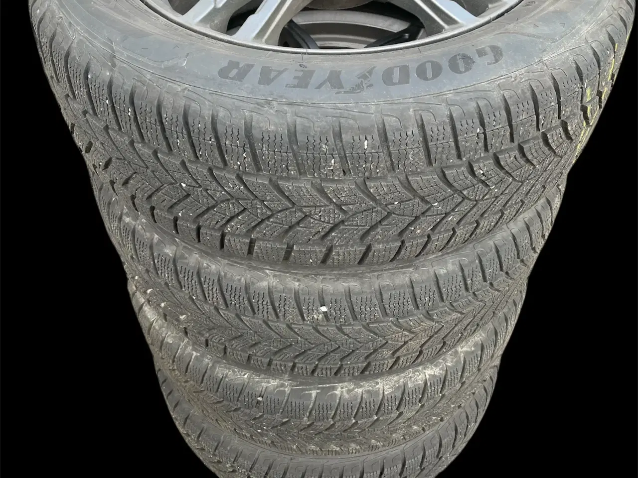 Billede 2 - 18 Ford Kuga Plug-in 225/60r18 Ref.P7 vinter