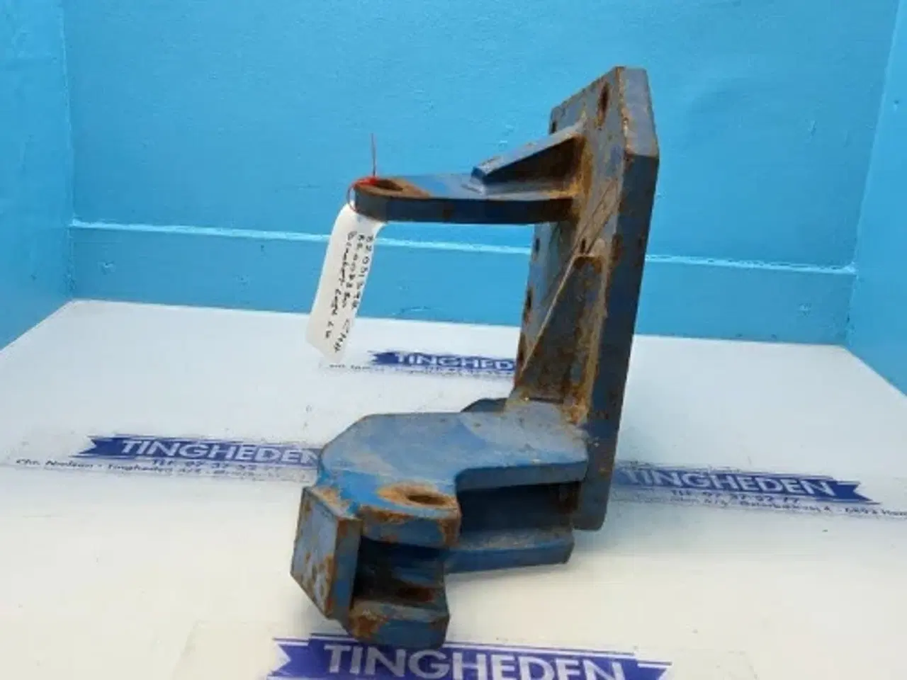 Billede 14 - New Holland TS110 Beslag L. 82007380