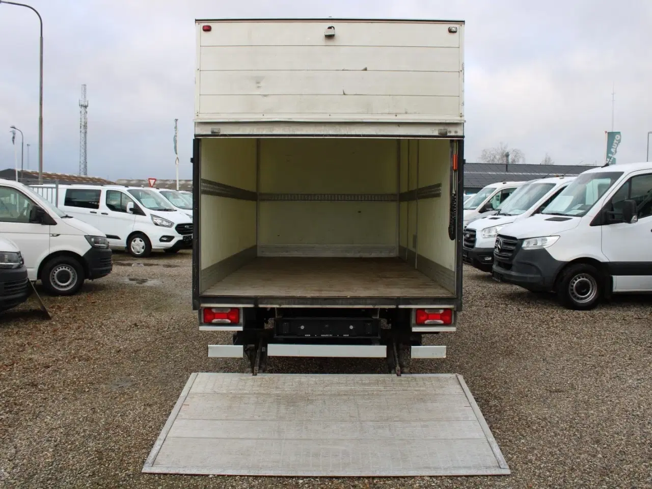 Billede 7 - Iveco Daily 2,3 35S14 Alukasse m/lift AG8