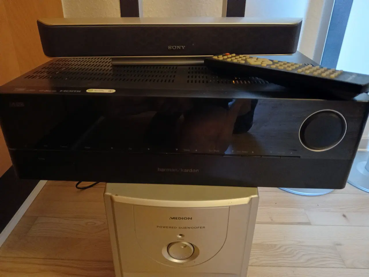 Billede 1 - Harman Kardon revi (Defekt) + surround højtalere