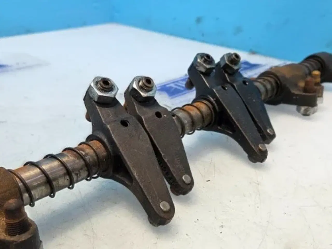 Billede 9 - John Deere  6068   Vippeaksel  RE536260