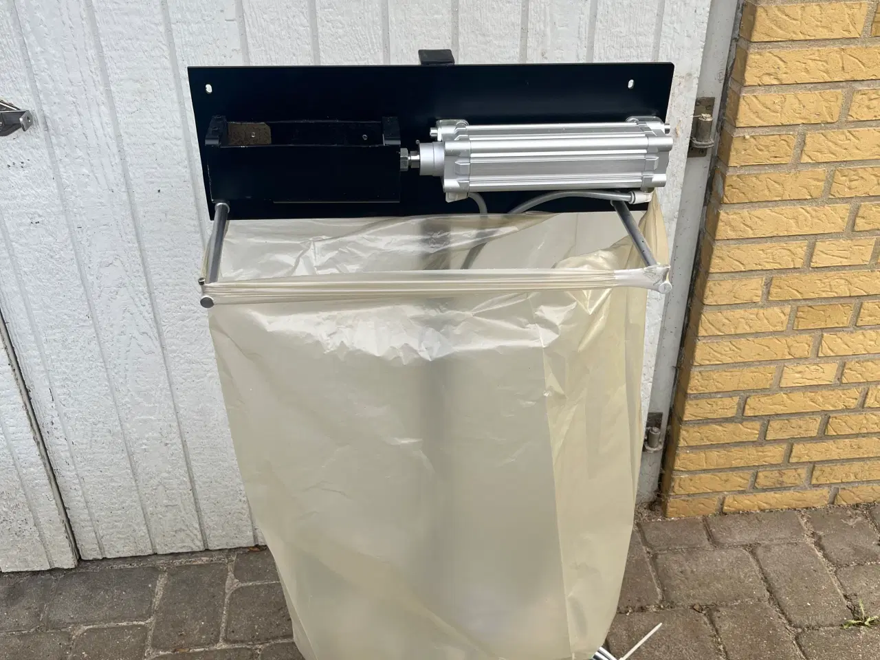 Billede 1 - Dåsepresser 0,33 + 0,5 L dåser 