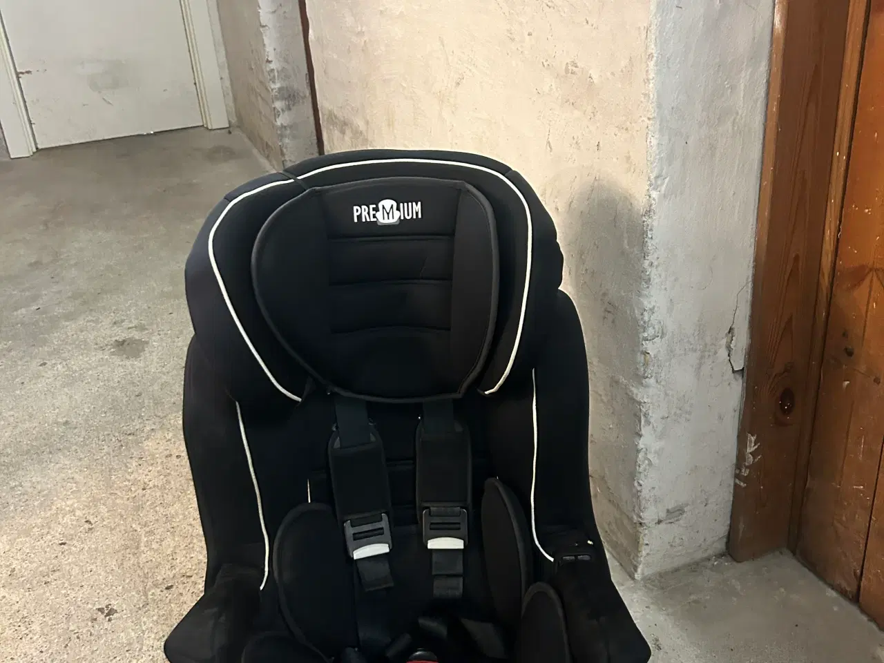 Billede 1 - Autostol til børn 15-36kg 