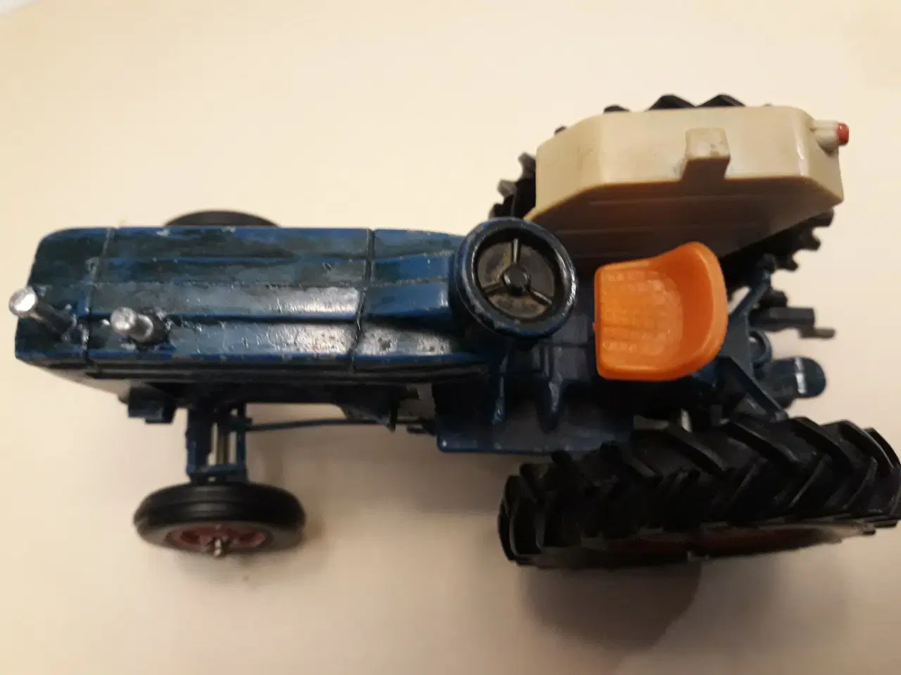 Billede 4 - 2 Britains Traktorer