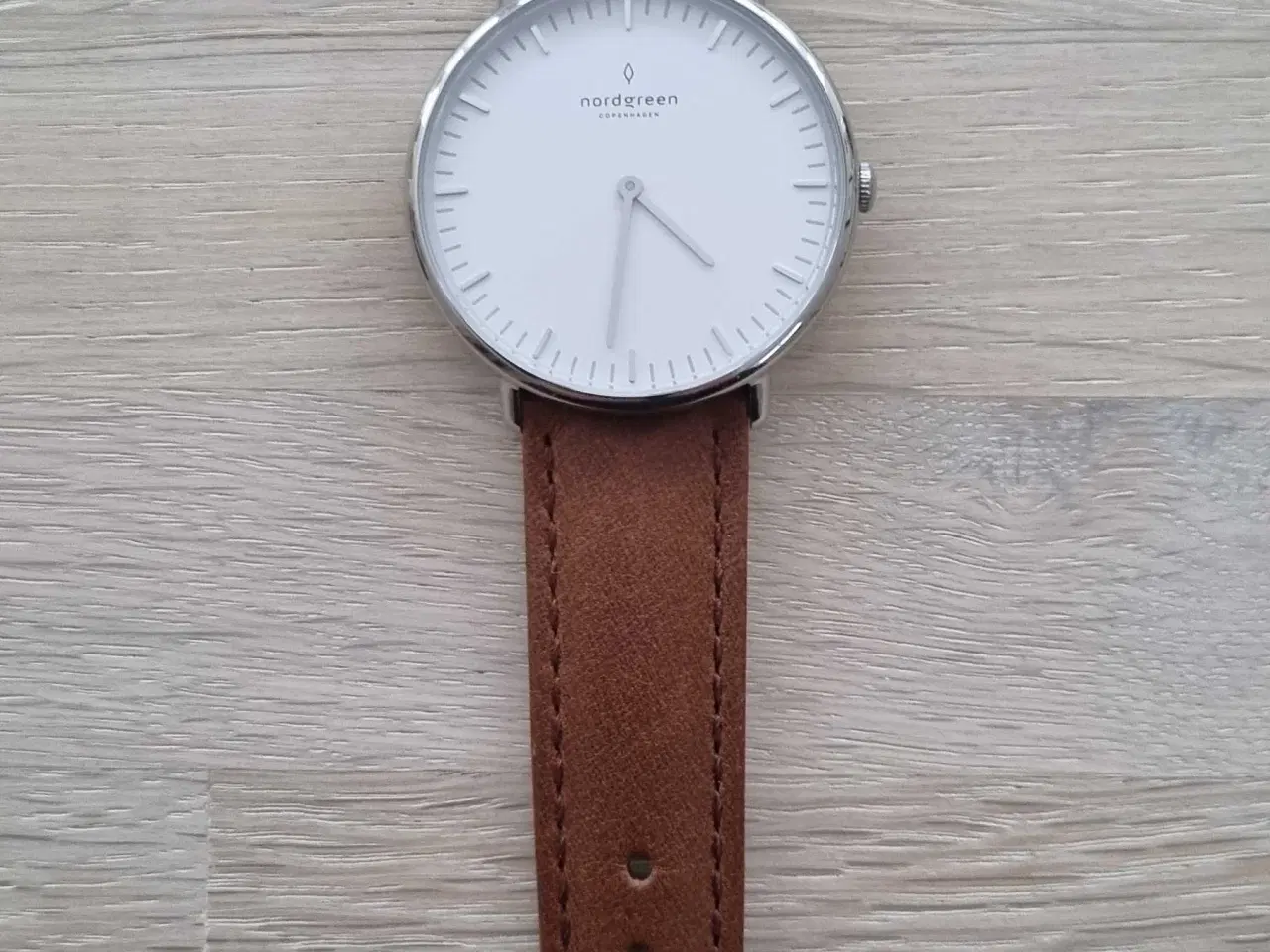 Billede 1 - Nordgreen ur med smuk rem