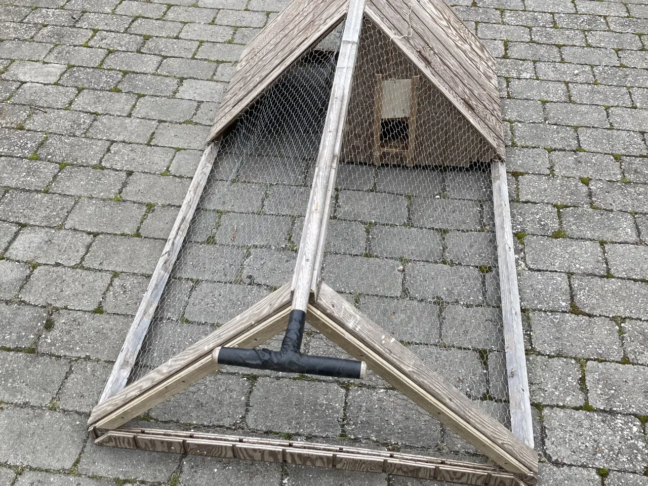 Billede 1 - Udebur til Marsvin