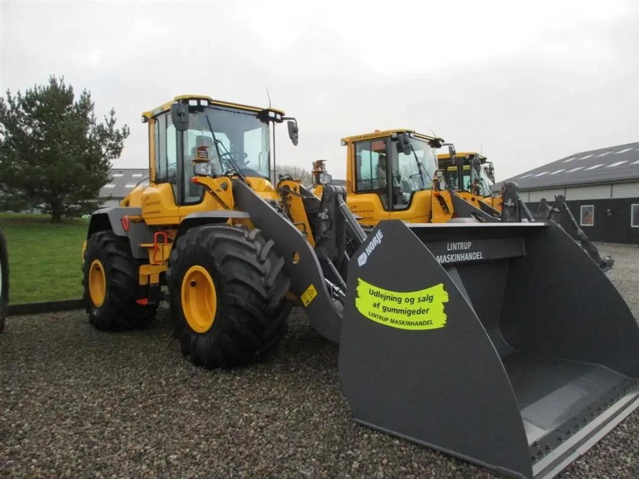 Billede 23 - Volvo L 70 H H2 BEMÆRK MED GARANTI FRA VOLVO FREM TIL DEN 9.9.2026. AGRICULTURE DK-maskine med lang arm, Co-Pilot & med 750mm Michelin MEGA X BIB hjul.