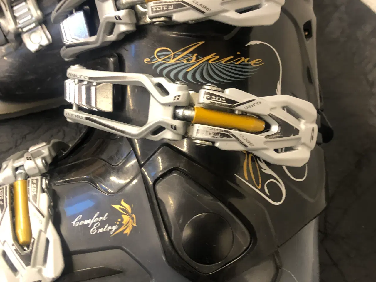 Billede 3 - Alpinskistøvler  str 37 Dalbello