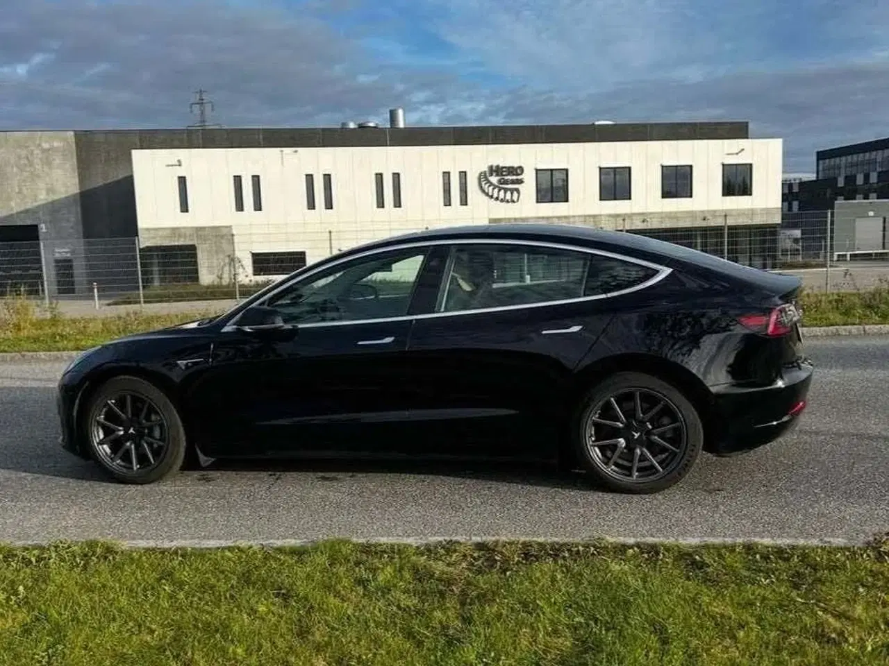 Billede 3 - Tesla Model 3  Standard Range+ RWD