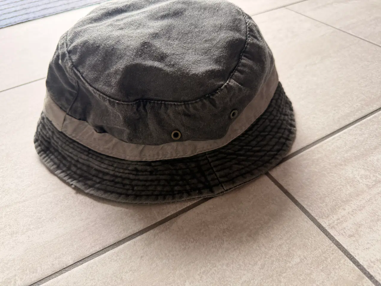 Billede 1 - Bøllehat, Sommerhat