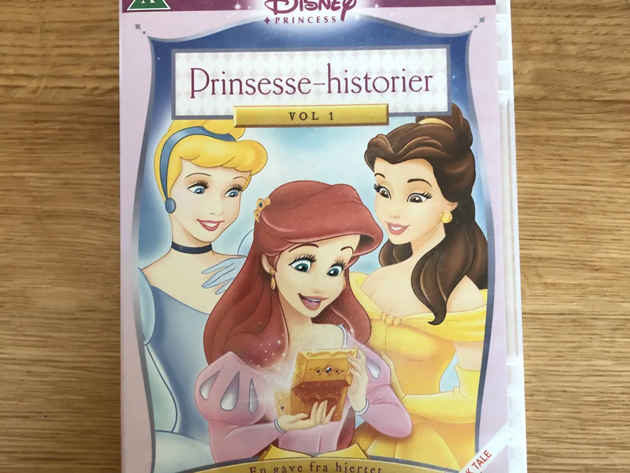 Billede 1 - Prinsesse-historier vol. 1. En gave fra hjertet