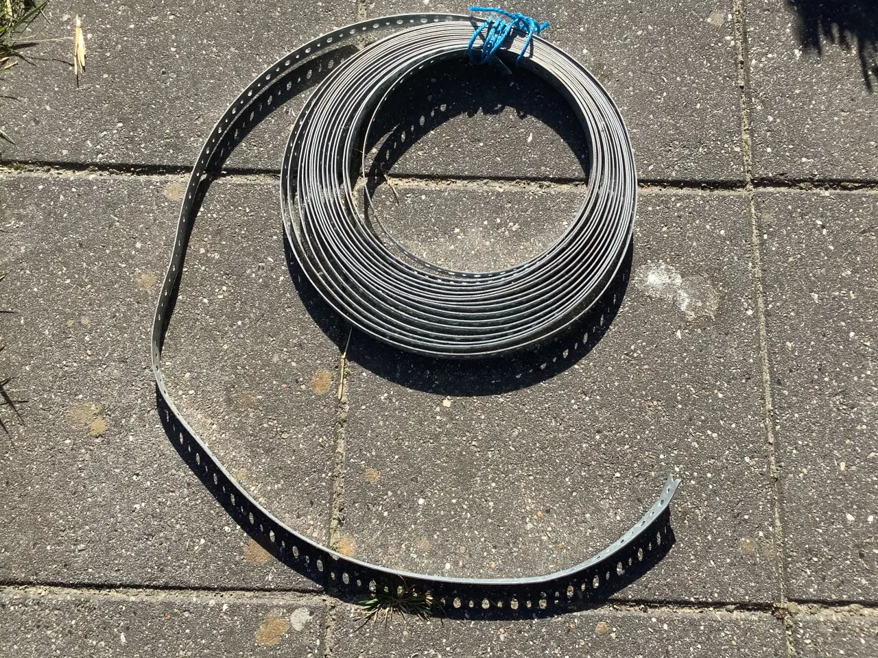 Billede 1 - Kantbånd 2 cm. Bred/10 m.