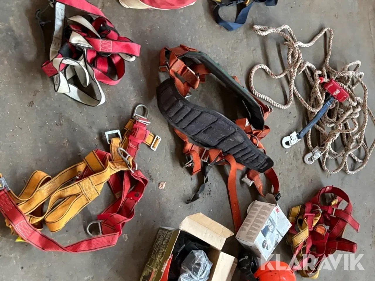 Billede 1 - Faldsikringsudstyr – seler, liner, reb og tilbehør