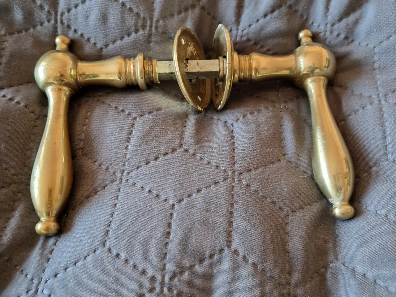 Billede 4 - Massivt antik messing greb