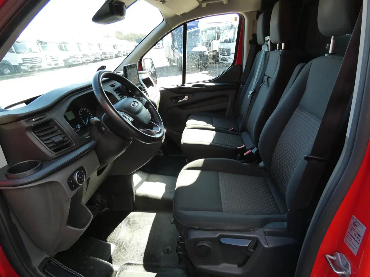 Billede 11 - Ford Transit Custom 320 L2H1 2,0 TDCi Trend 170HK Van 6g Aut.