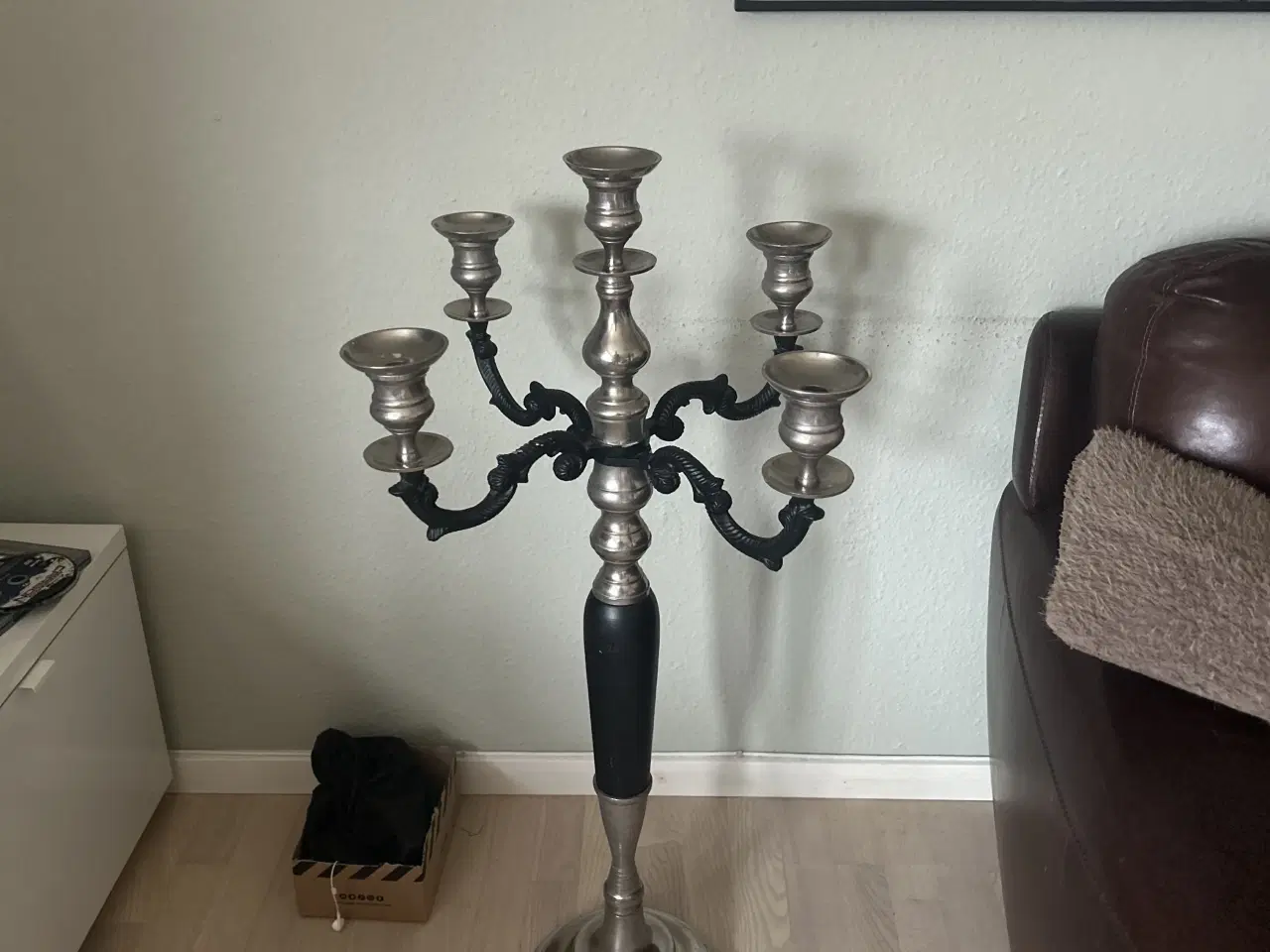 Billede 1 - Stor lysestage i okay stand