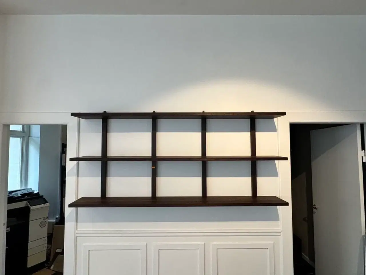 Billede 1 - Boform håndlavet reol i røget eg