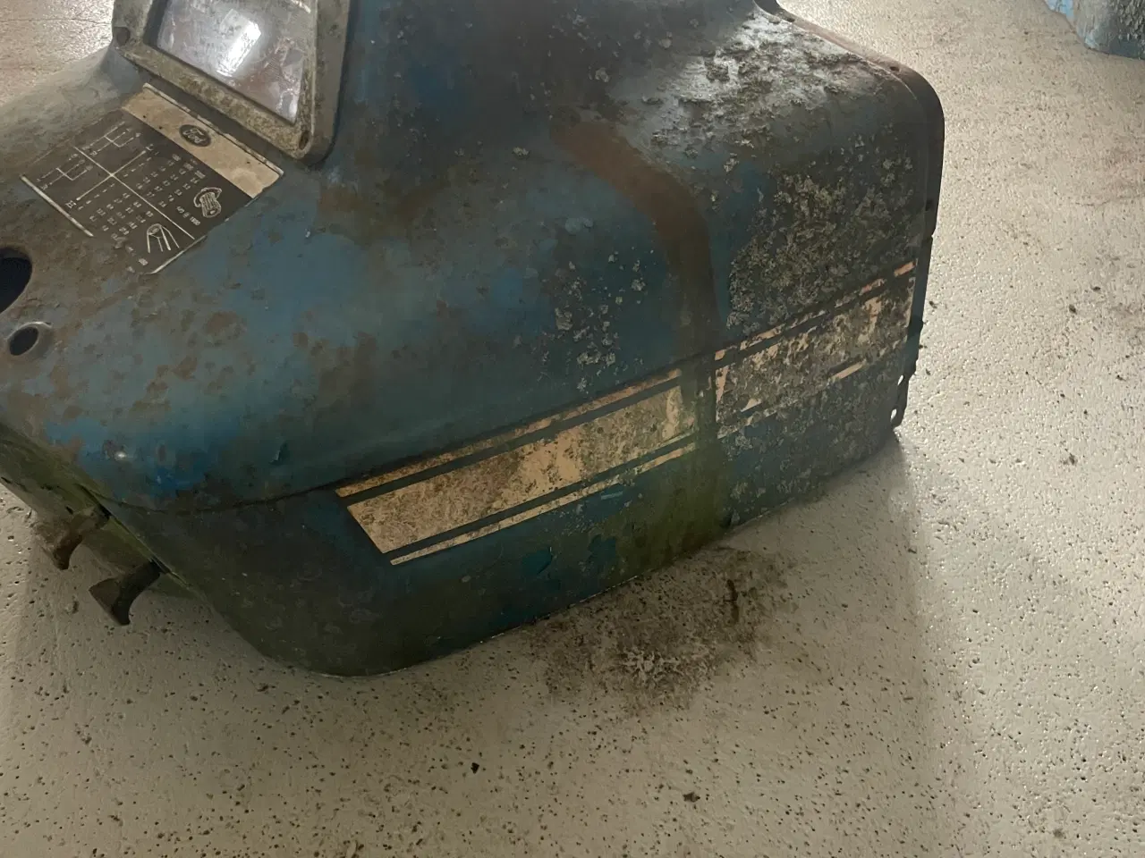 Billede 2 - Ford 2-3000 blik dele y model