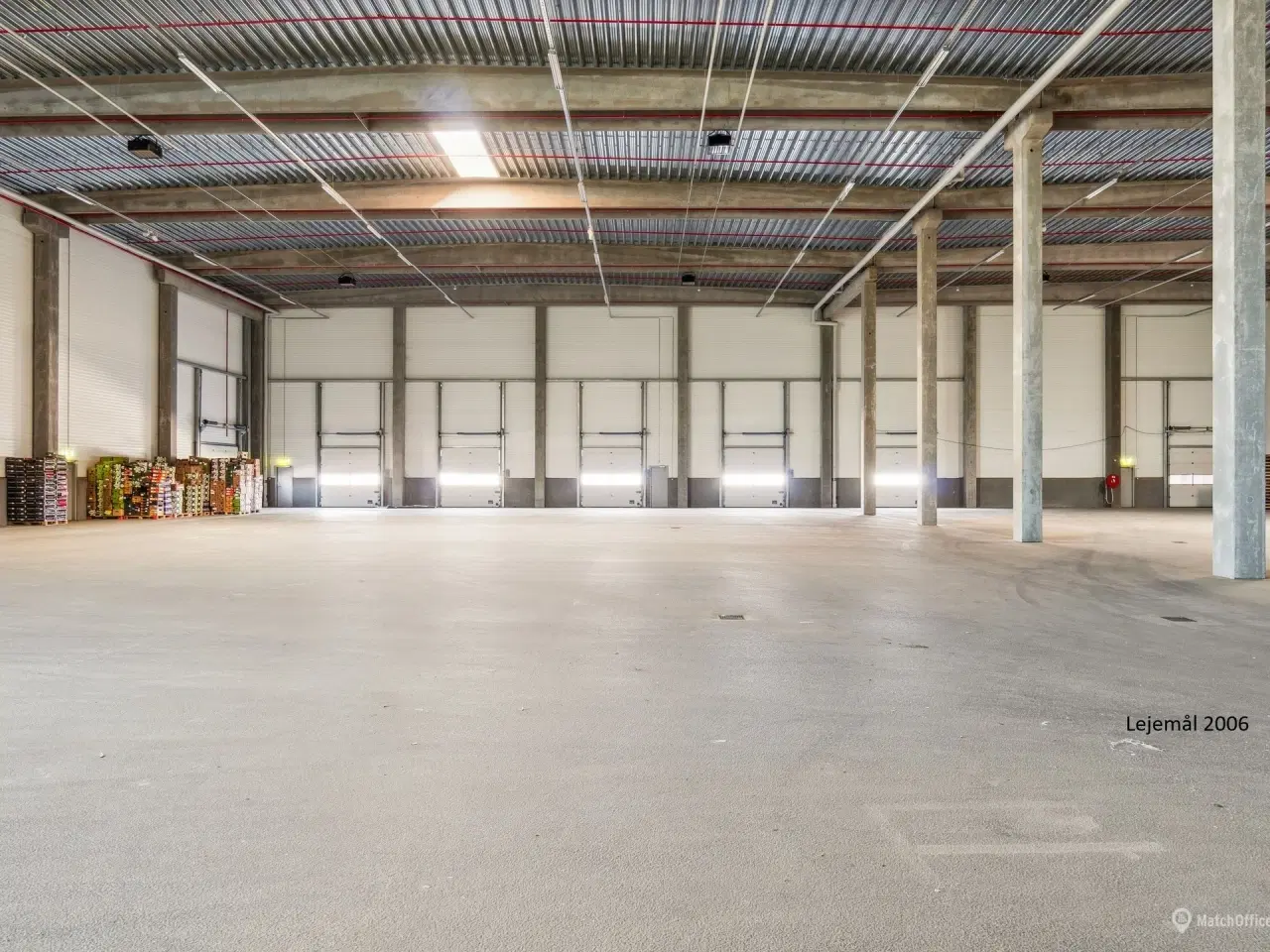 Billede 19 - Logistiklejemål med porte og ramper og en loftshøjde op til 10 meter