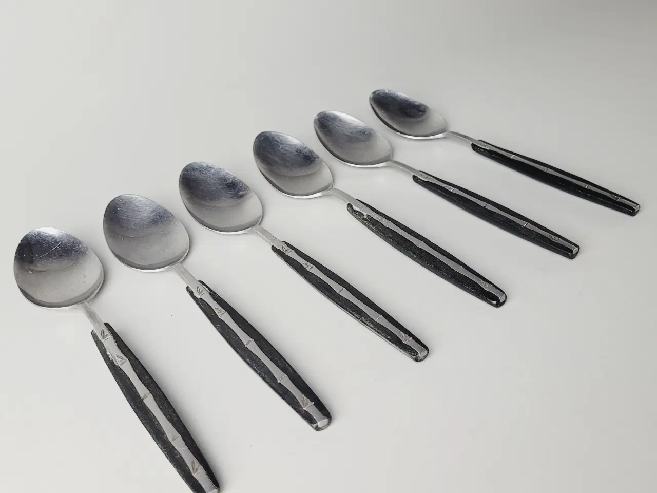 Billede 4 - ⭐️· 6 vintage spiseskeer med bambusmønster