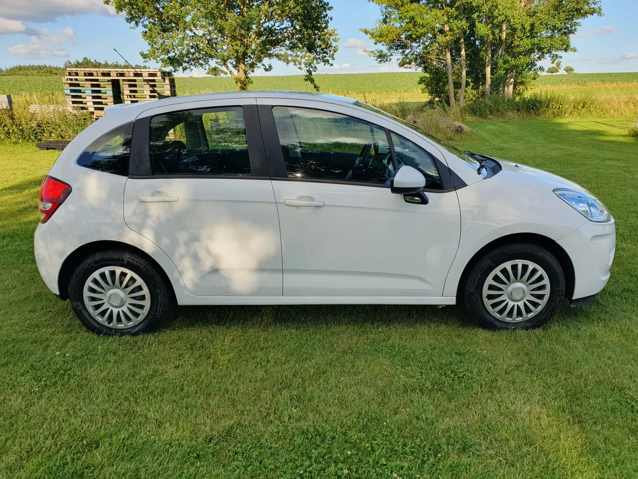 Billede 2 - Citroën C3 med automatgear og billig i drift.