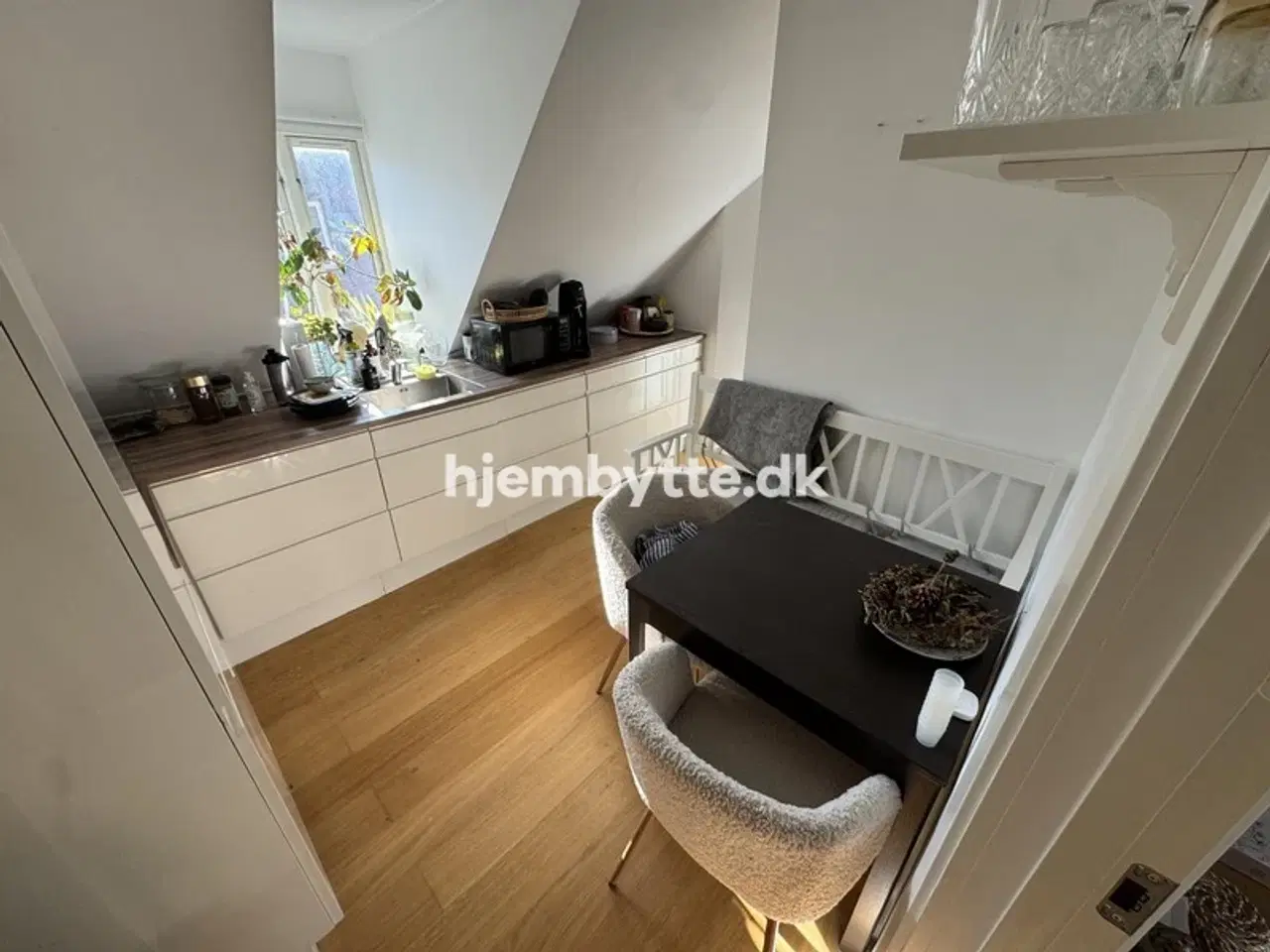 Billede 1 - Hjembytte - Værnedamsvej